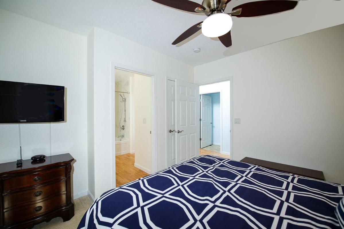 Whale Crossing Apartment Depoe Bay Bagian luar foto